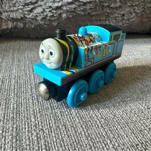 Thomas & Friends Wooden Railway Happy Birthday Thomas Engine 2003 Learning Curve